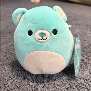 NWT Squishmallows blue bear whose name is: Belinda